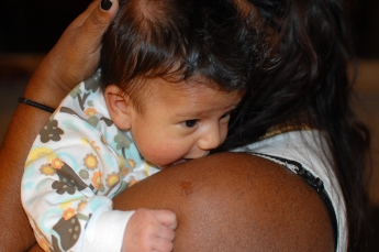 Hungrig. Ät upp mossan!